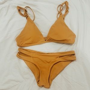 L*Space Bikini SET (Top + Botton Included)